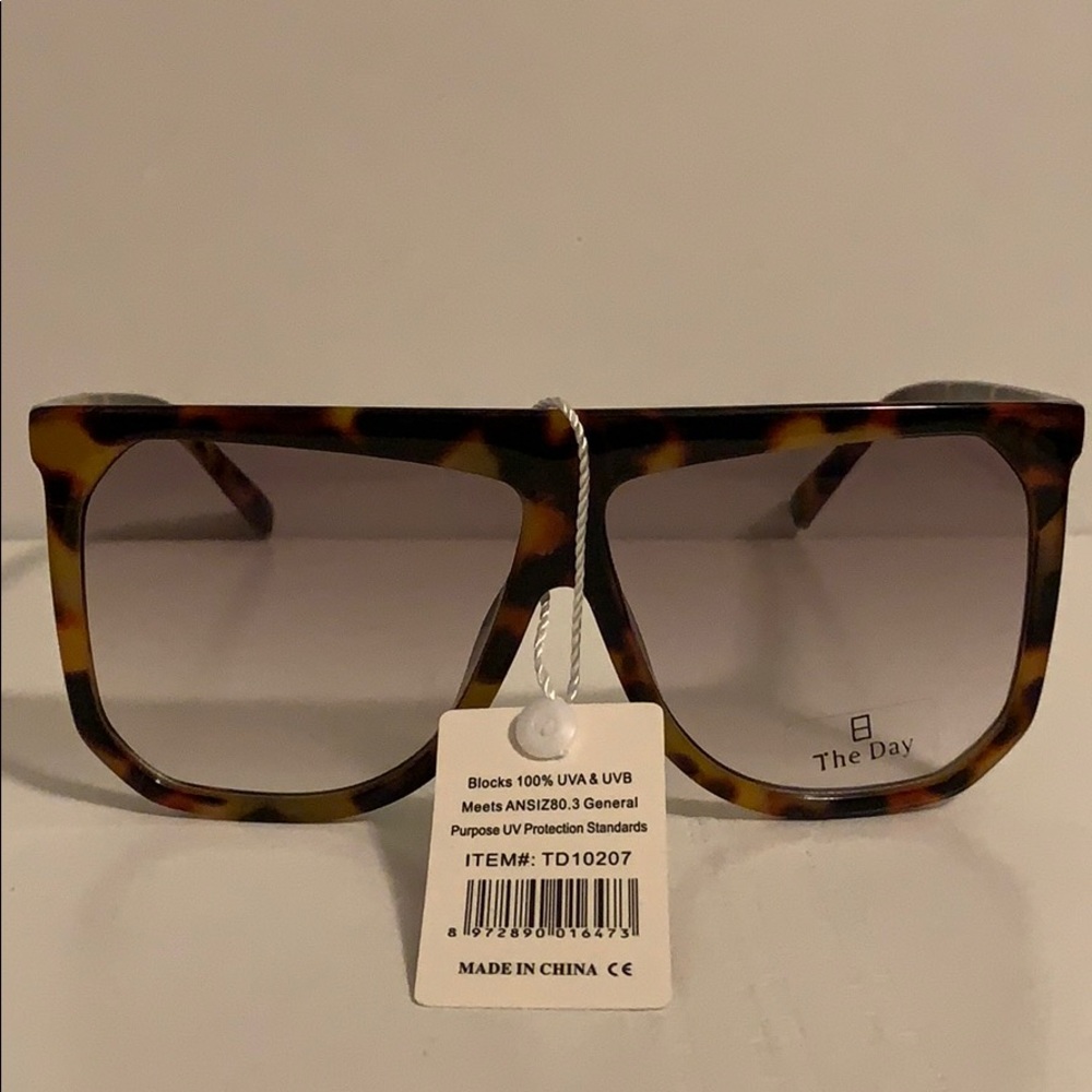 🆕 🆑  SUNGLASSES